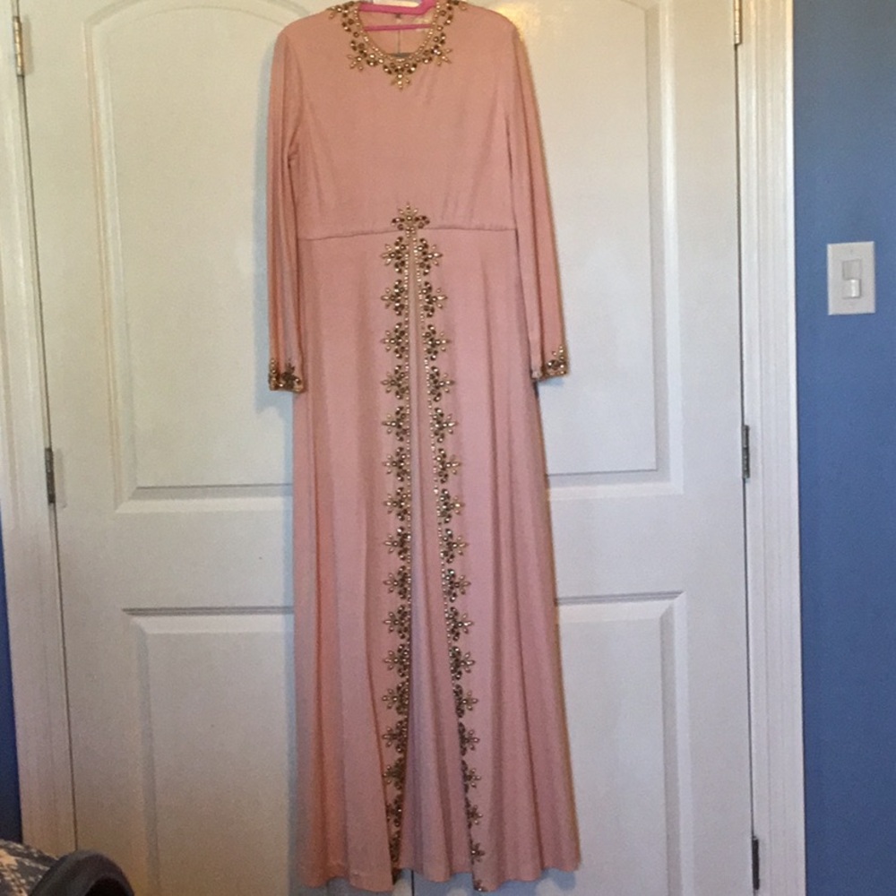 Vintage Elegant Pink Embellished hostess Maxi Dress. No pants.